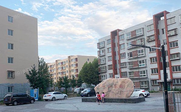 通州区 漷兴北大街46号院4号楼1单元402号（万驰家园）