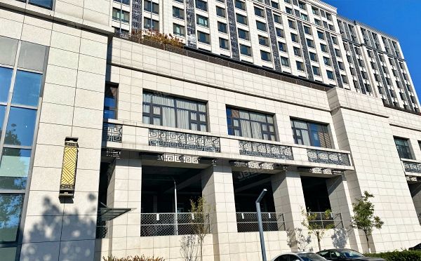 海淀区 玲珑路9号院西区7号楼8层1单元711室（琨御府）办公 北京法拍房