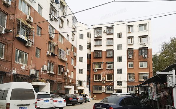 大兴区-黄村镇 黄村东里8号楼1层2-101（黄村东里社区）