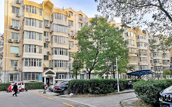 大兴区 西红门镇宏盛园9号楼4层4-402（宏盛家园）