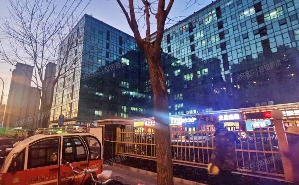 石景山区 古城西路113号2-219室（景山财富中心）办公