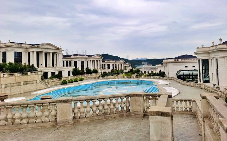 门头沟区 石龙西路28号院36号楼-1至2层101（长安壹号半山上的宫殿）独栋