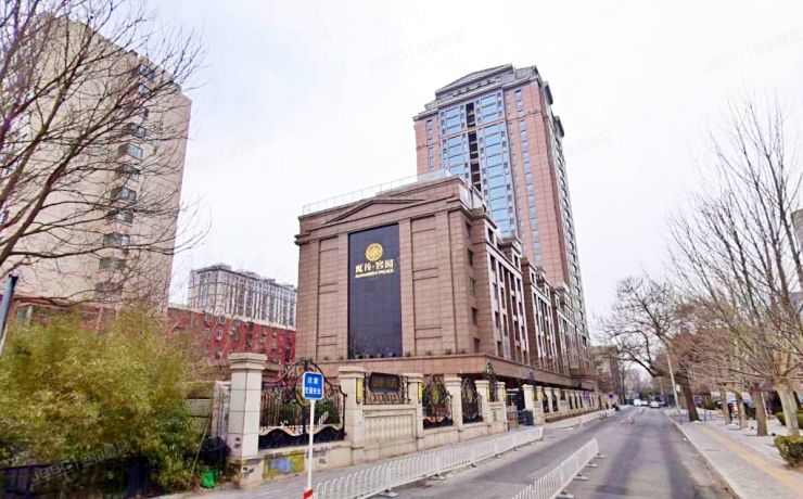 朝阳区 东三环55号楼1楼6802室+2车位（世茂宫园）