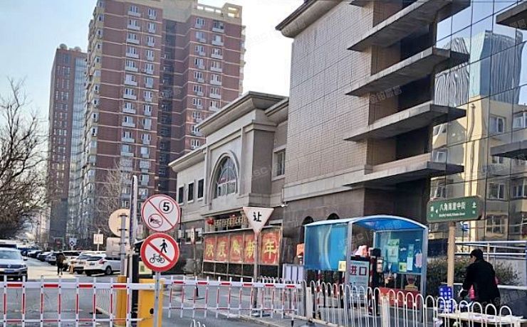 石景山区 八角南里16号楼2层8单元202号（八角南里）