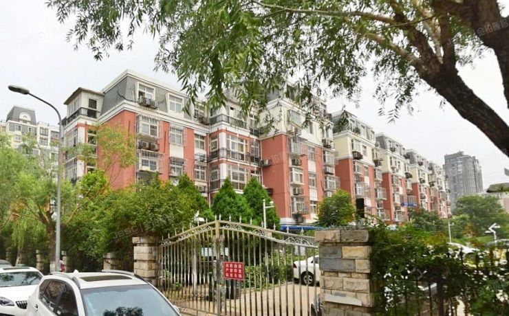 门头沟区 绮霞苑5号楼4层4单元402号（绮霞苑）