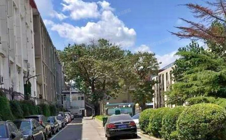 东城区 兴化东里5号楼3层6单元302号（25%）（化工大院社区）房改房