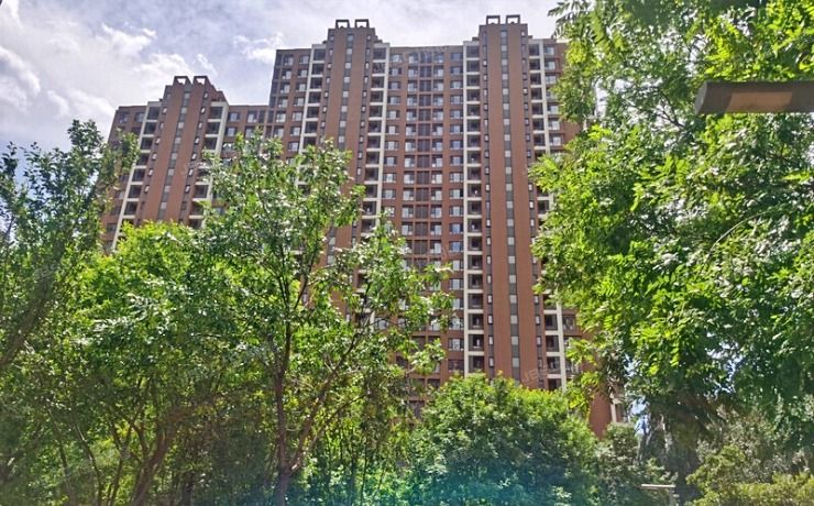 昌平区 龙域中路5号院11号楼25层2单元2501号（金域华府）