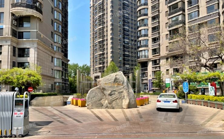 东城区 香河园街1号院北区5号楼5层601号（万国城MOMA）