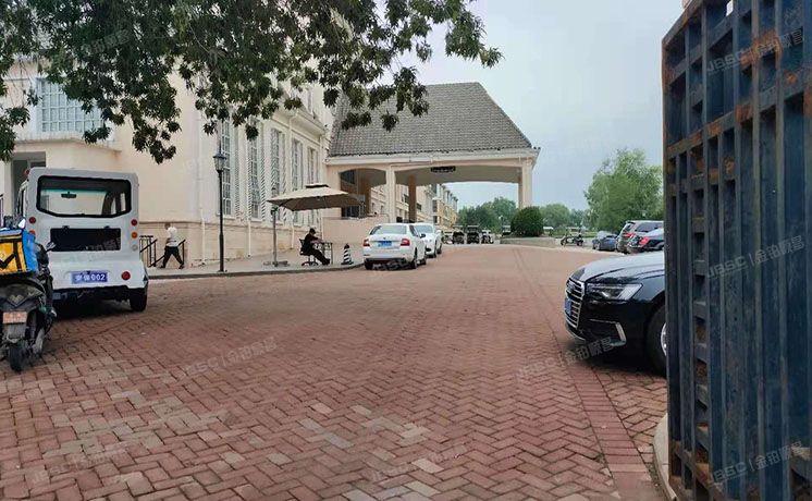 顺义区 丽高花园松西街2号A1-2幢1至三层整幢（丽高王府）独栋别墅