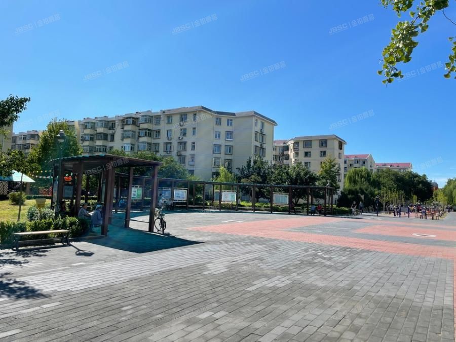 顺义区 裕龙花园四区21号楼四单元101号