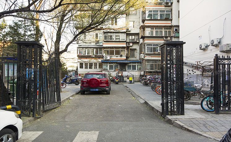 西城区 玉桃园三区12号楼5层1门502