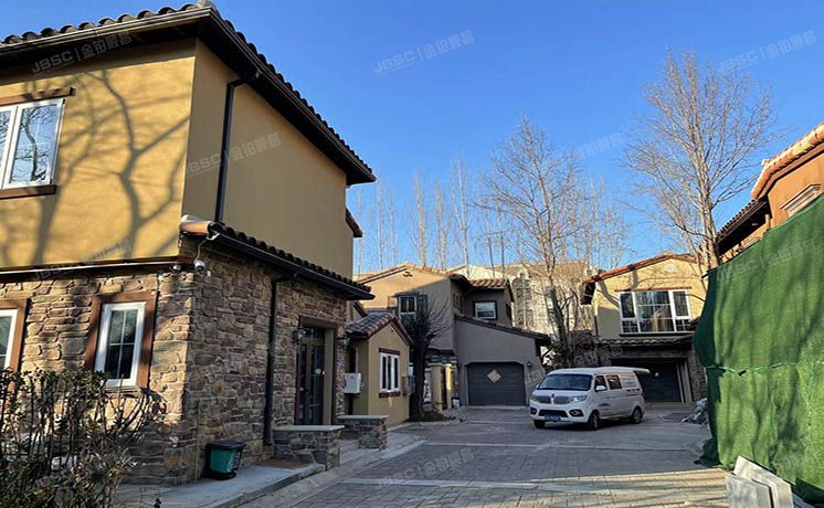 昌平区 小汤山镇沙顺路68号（翰宏花园）1-05号-1至2层（纳帕溪谷）别墅 北京法拍房