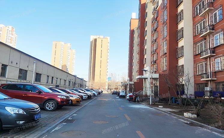 房山区 长政南街8号院1号楼4层二单元402（杨庄子小区）