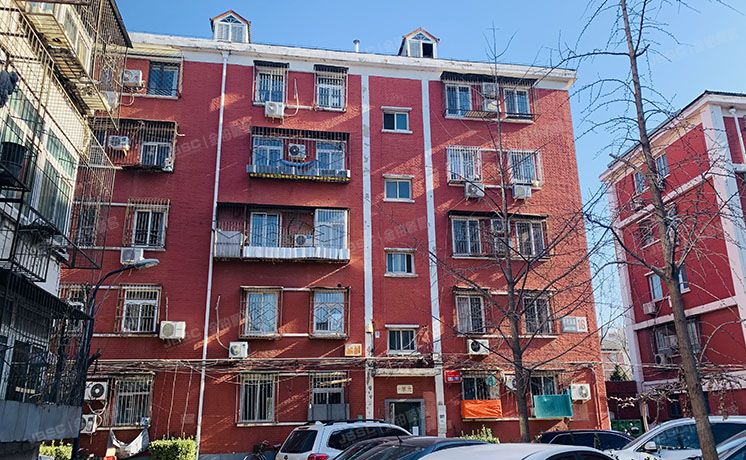 东城区 兴化东里16号楼4层2单元403号（化工大院）房改房