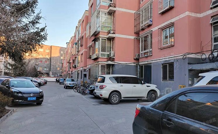 延庆区 颍泽洲11号楼407室