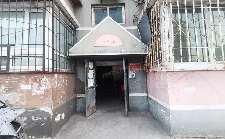 房山区 窦店镇沁馥家园12号楼3层1-302（沁馥家园）