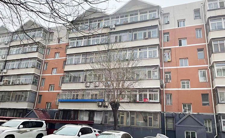 昌平区 昌平镇东关南里小区33号楼2层3单元3（东关南里）