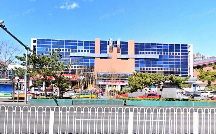 东城区 光明路7号2号楼1层101（94.29%份额）商业