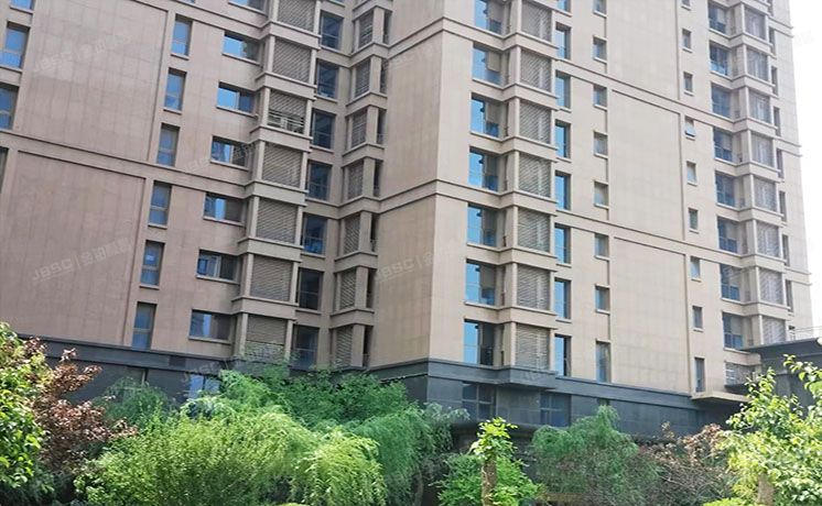 平谷区 迎宾街1号院18号楼9层2单元901、902（万德福广场）办公