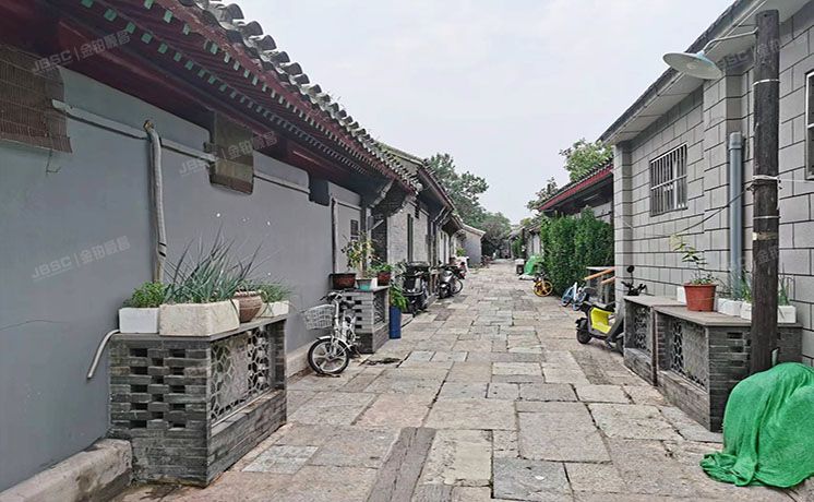 东城区 草场八条37号6号1层 平房