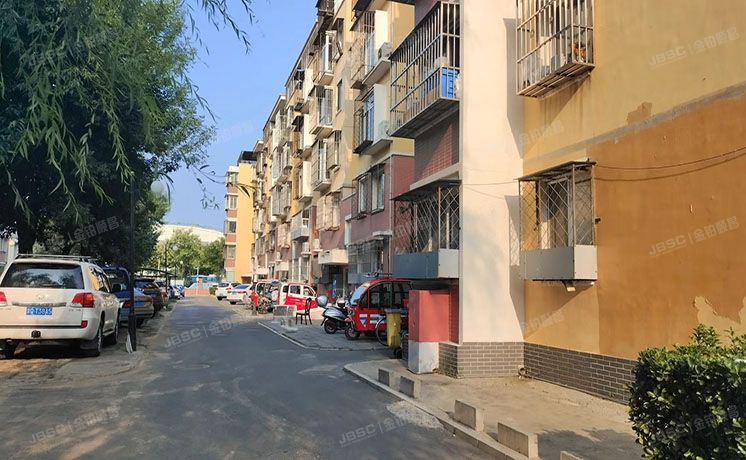 顺义区 清岚花园回民营一区5号楼3层4单元302