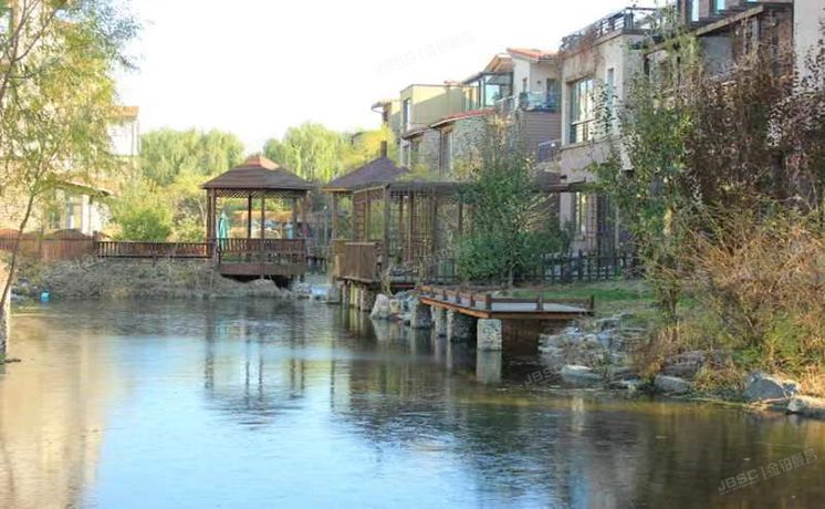 朝阳区 中海安德鲁斯庄园116号楼1层102号  双拼别墅