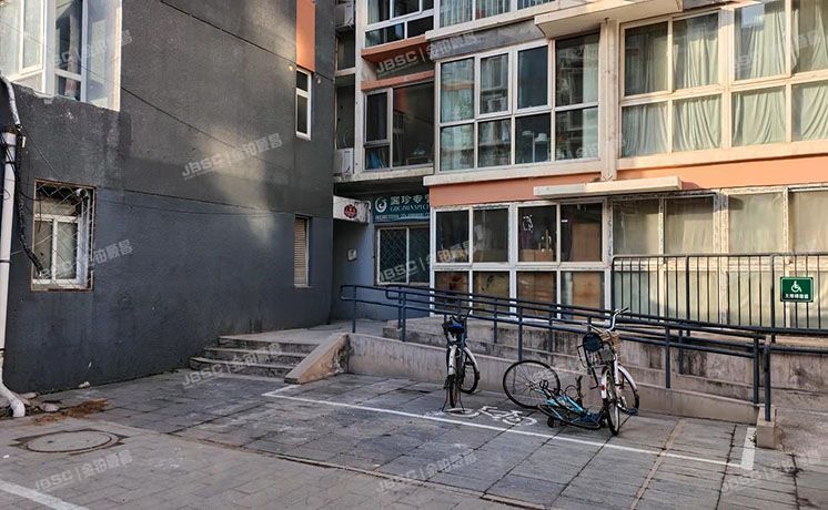 延庆区 格兰山水1号楼3层3单元303