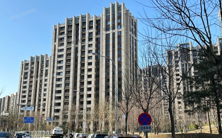 朝阳区 保利中央公园七区3号楼2单元22层2201号