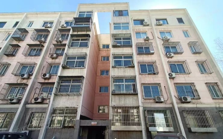 丰台区 富锦嘉园二区3号楼1层2单元104号