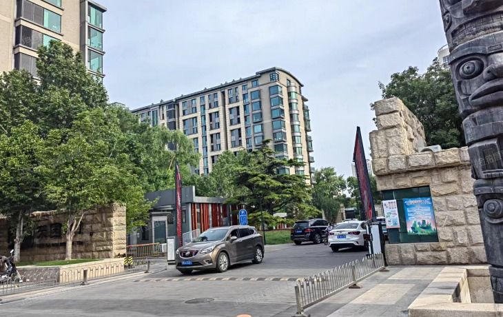 朝阳区弘燕山水文园10号楼3层3单元301