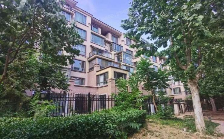 顺义区恒华西街2号院8号楼4层2单元401（恒华湖公馆）