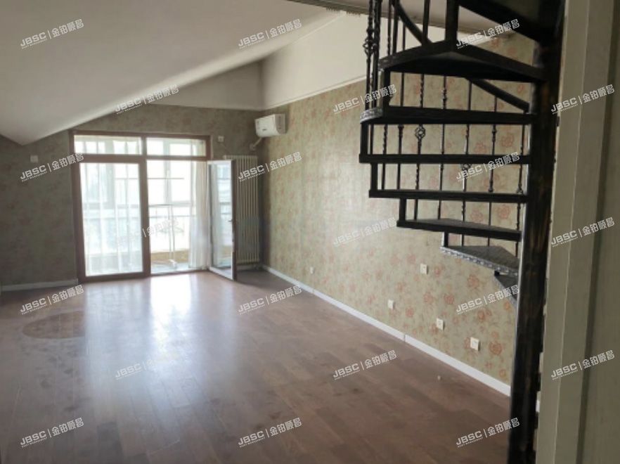 东城区幸福大街59号院1号楼1单元602室（天坛公馆）带阁楼