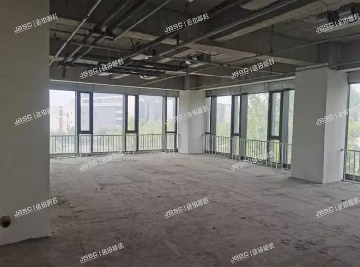 昌平区 英才北三街16号院13号楼312室（绿地中央广场）