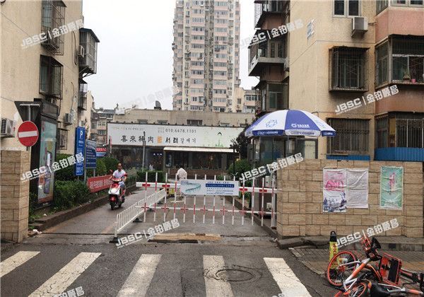 朝阳区 南湖中园305号楼2单元301室（星海明珠）