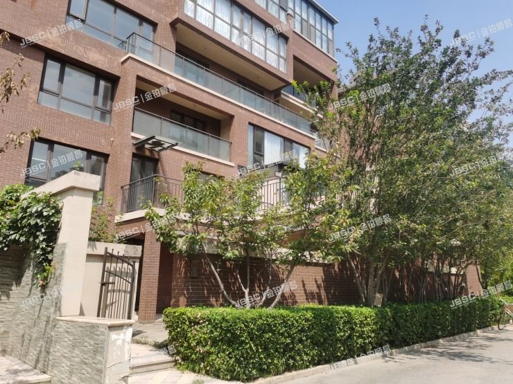 通州区 榆景苑二区17号楼-1至2层1单元102（8哩岛）别墅