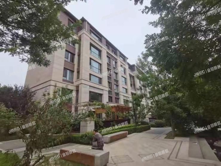 丰台区 长青路88号院40号楼2单元102室（领秀翡翠墅）