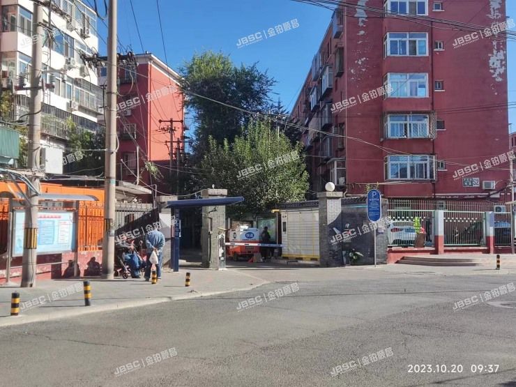 丰台区 卢沟桥南里46号楼4单元302室