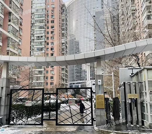 海淀区 北三环西路48号1号楼8至9层B座8-9Q（中关村科技会展中心）50%份额