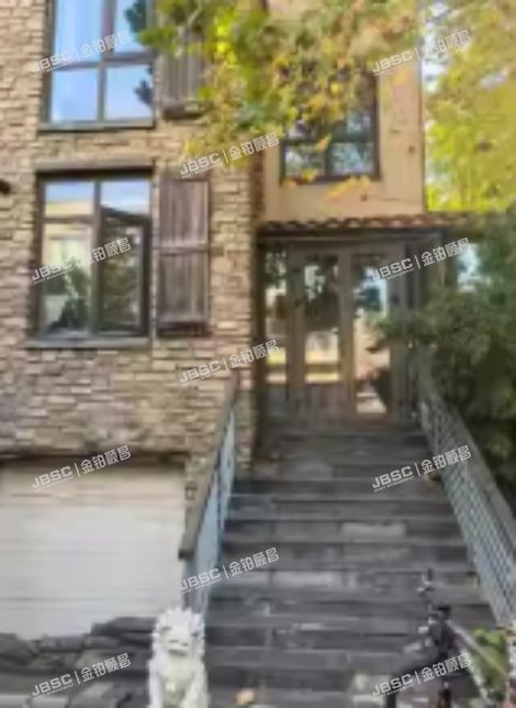 门头沟区 冯石环路7号院24号楼-2至3层103(华润西山墅) 北京法拍房