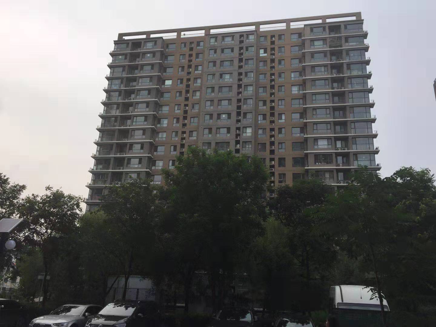 丰台区  鸿业兴园二区13号楼1单元501室